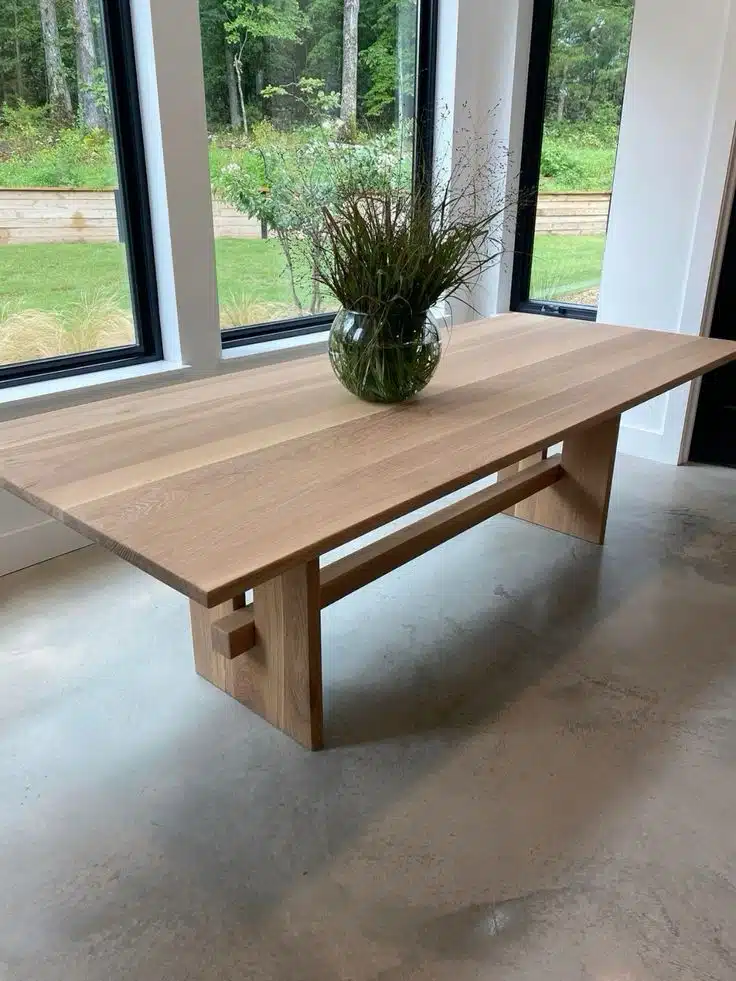 Mesa de comedor modelo Karükinka