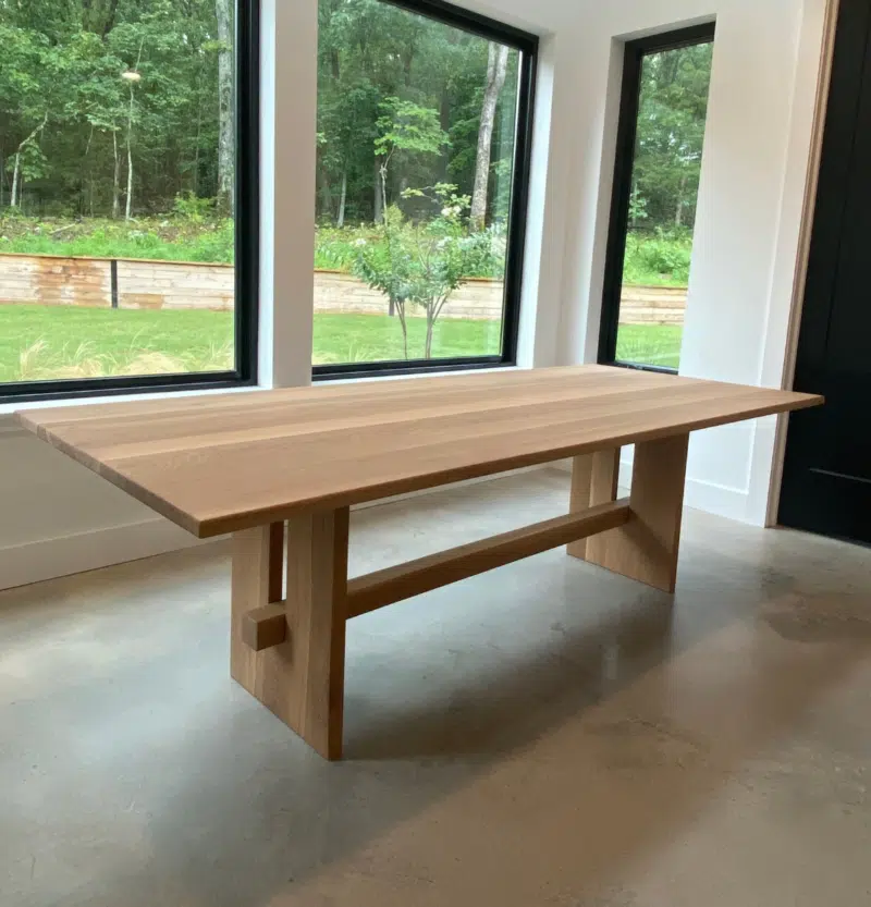 Mesa de comedor modelo Karükinka